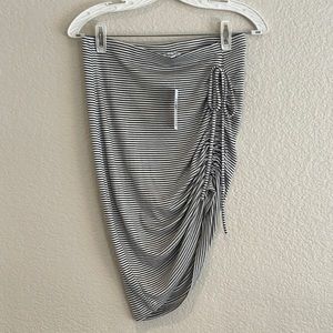 Splendid Alto Skirt - Black & White Stripe